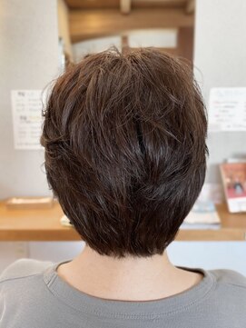 ギャロップヘアー ふんわりショートヘア