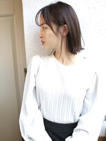 バース(BIRTH)&nbsp;天神【BIRTH】ヘルシー外ハネショート×シースルーバング　2