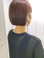 キートス 高知店(kiitos)&nbsp;○パツっと耳かけタイトなミニボブワインレッド20代30代40代