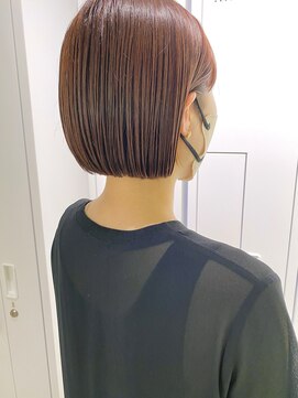 キートス 高知店(kiitos) ○パツっと耳かけタイトなミニボブワインレッド20代30代40代