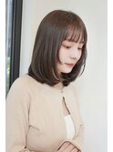 レイヤーカット　ミディアムレイヤー　顔まわりレイヤー