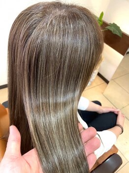 ヘアレスキュートリコ(Hair rescue Toriko)の写真/1人1人の髪質に合わせた完全オリジナルブレンドトリートメント使用！本物の艶と潤いを手に入れてください＊