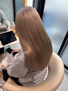 ロンドルピナス 小倉(Lond Lupinus) ブルーブラック/ワイドバング/美髪のススメ/外ハネボブ/北九州