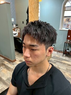 スタンドバーバー 柏(STAND BARBER) サーフカール/スパイキーショート/ブルーブラック/