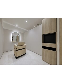 【名駅】HPB AWARD 2025 BEST SALON部門 SILVER Prize受賞★1人のスタイリストが最後まで施術いたします◎