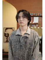 エディ(Edy)&nbsp;メンズセンターパートカルマヘア韓国ヘアニュアンスパーマ岡山