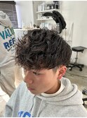カールバングで動きとボリュームを