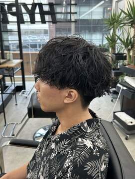 ハイパー ヨコハマ(HYPER yokohama) 縦落ちツイストスパイラル【メンズ/横浜/ツイストパーマ】