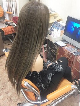 ラティオ 難波Ratio 洗練ストレート×透明感たっぷり×赤味ゼロリーフカラー