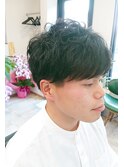 クセ毛風黒髪マッシュ