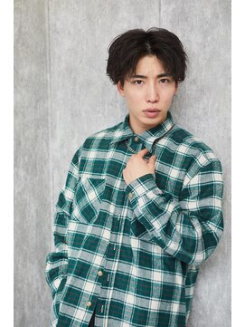 メンズサロンドットリアン(dot. lien) 【men’s salon dot. Tokyo】癖毛風パーマ×センターパート