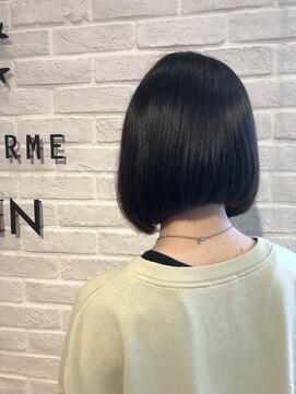 ビューティー エールフォルム 浜松有玉店(BEAUTY YELLFORME) パツッと重め前下がりボブ
