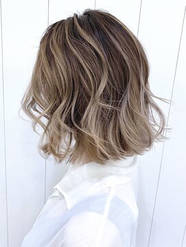 アルバム 渋谷パルコ(ALBUM) カーキベージュフレンチカジュアルくびレイヤー_ba333351