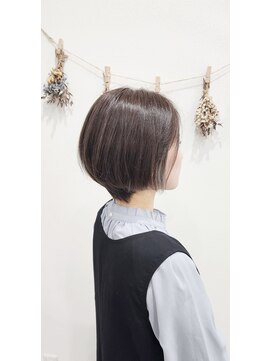 ナッツ(Nut's) ショートボブ