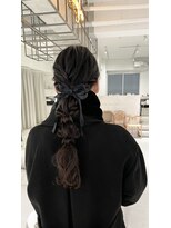 ロイリー バイ ローウェ 立川(Loely by Louwe)&nbsp;編みおろしリボンアレンジ