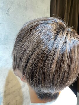 カラーラボ 田端店(Color Lab.) ハイトーンベースにシアーアッシュグレー