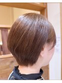 丸みを残したショートボブ