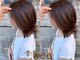 ビー(bee)の写真/丸みのあるショートボブや動きのあるレイヤースタイルなど女性らしいスタイルをお手入れしやすいように♪