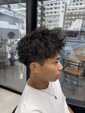 ボンド トウキョウ(BOND TOKYO) ツイスパ強めアップバング/ツイスパ/アップバング/爽やか