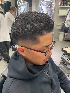 スタッグス バイ ダムディートーキョー 錦糸町(STUG'S By DAMDEE TOKYO) サーフカール/波巻きツイストスパイラル[錦糸町/理容室]