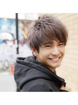 束感ショートマッシュ