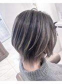 ウルフレイヤー　グレージュバレイヤージュ