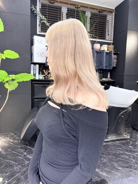 チュダック(ChuDuck) 【天神】色落ちも可愛いミルクティー/ケアブリーチ/ダブルカラー