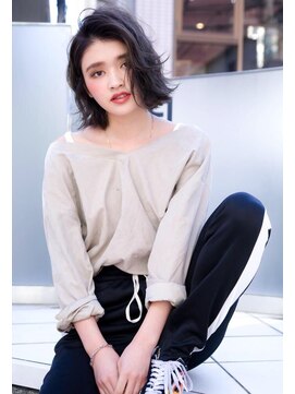 テイラー(Taylor) [Taylor]  ☆オーシャングレージュx外ハネボブ