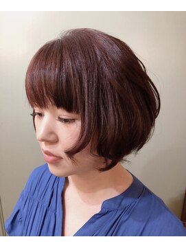 ヨナサン(Yona Saint) マッシュボブの暖色カラーリング