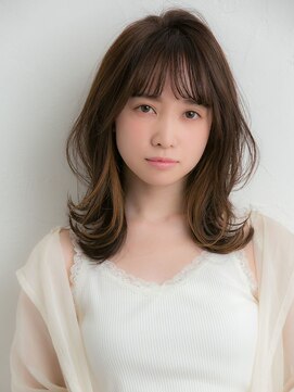 リトル ニア 町田(little×near) 外ハネニュアンスくびれレイヤー