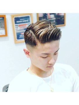 ブルートバーバーショップ(BLUET Barber Shop) FADE ATYLE