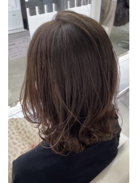 ヘアーアンドエステティック ヴェリス(hair&esthetic Velis) 【Velis】ブルージュカラーのレイヤーくびれミディ♪