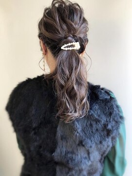 セルカ 新宿(CERCA) パーティヘアセットローポニー【CERCA新宿/新宿西口】