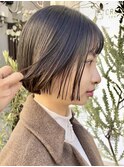 【cres奈佳子】オリーブグレージュ×切りっぱなしショートボブ