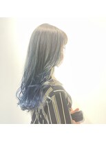 マティス 藤崎店(MATISSE)&nbsp;ブルーブラックのグラデーションカラー。