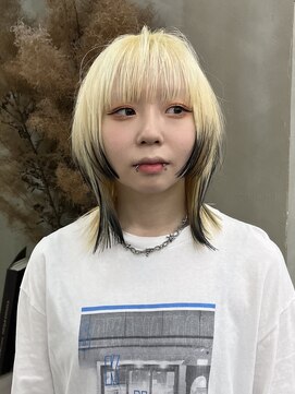 ギークス(GEEKS) 【GEEKS渋谷】ブロンド/デザインカラー/ウルフ/姫カット