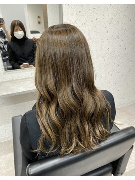 アデプト 北千住店(adept) ★ハイライト　セミロング　ミルクティーカラー【北千住】