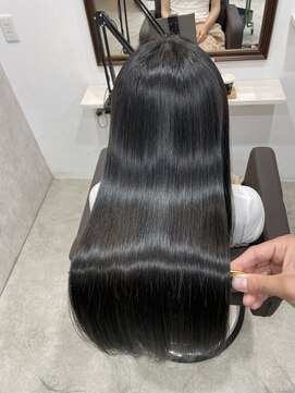 ラナ(Lana) 【Lana】美暗髪ブルーブラック　艶髪　髪質改善カラー