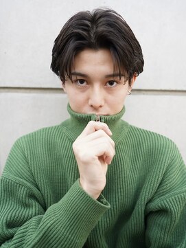 ニコ トウキョウ ロジック(nico TOKYO Logic) センターパートニュアンスパーマフェザーパーマ