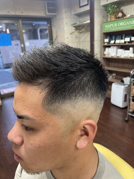 アップ(UP) スキンフェード(0ミリ)