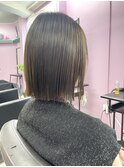 プツッと感が可愛い丸くならないボブ