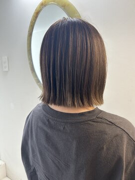 インビテーション(invitation) ウォームベージュ