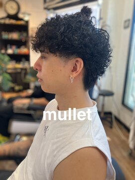 ドッグス 柏(Dawgs) フェザーパーマ　サーフカール　刈り上げセンターパート