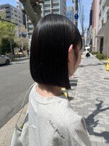 モクレン(mokuren.)&nbsp;前下がりボブ