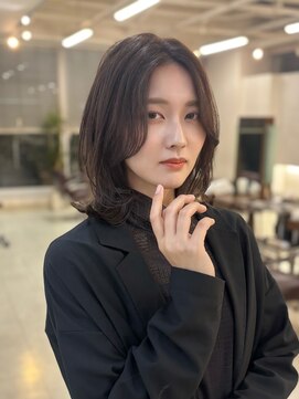 キアラ(Kchiara) レイヤーボブと大人な顔周りKchiara福岡奥野大成