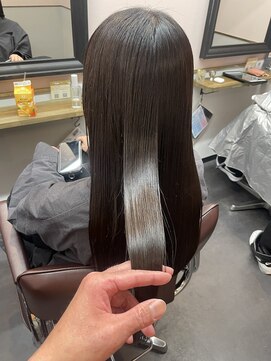 アリ 葛西店(ALi) 美髪葛西髪質改善｜葛西縮毛矯正｜葛西白髪ぼかしハイライト