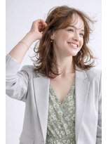 アンティ(ANTI)&nbsp;大人カジュアルな抜け感ミディ柔らかレイヤー×ナチュラルパーマ