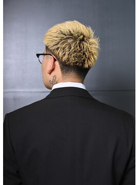 マーリィズバーバー 本店(MARLEY'S BAR BER) クロップ