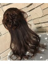 シーエヌシー アンド アソシエイツ CNC&ASSOCIATES&nbsp;ハーフアップ