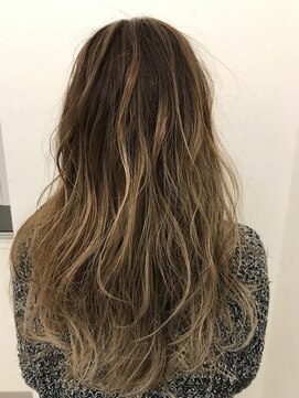 フランジ(Frange) バレイヤージュカラースタイル